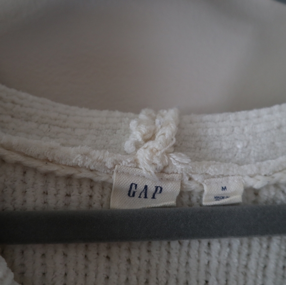 GAP Cozy White Knitted Sweater - Picture 5 of 10